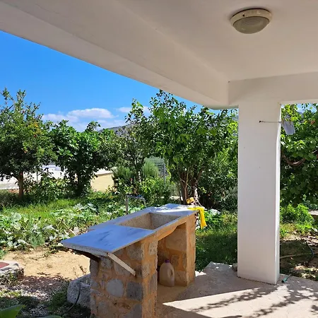 Karefyllakis Karefilianá