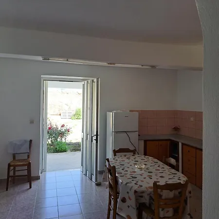 Karefyllakis Apartament *